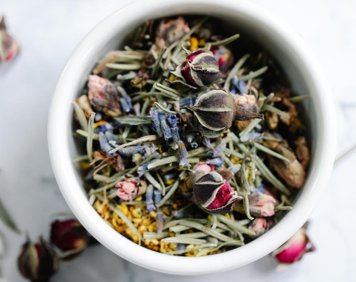 Unlock the Calming Power of Flower Teas: Top Benefits of Chamomile, Rosemary, and More